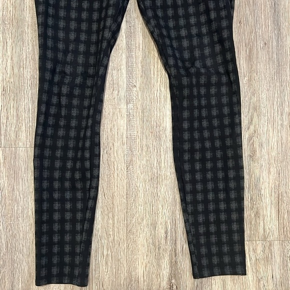 Joie Keena Leggings in DarkChar - Picture 4 of 11